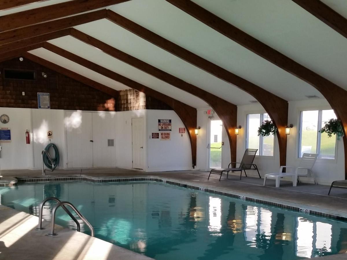 Windrifter Resort Wolfeboro Exterior photo