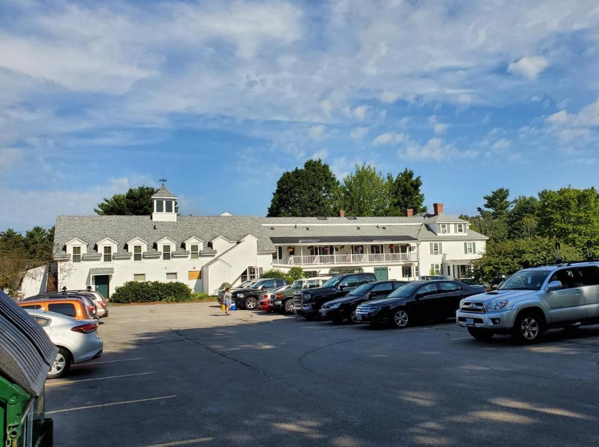 Windrifter Resort Wolfeboro Exterior photo