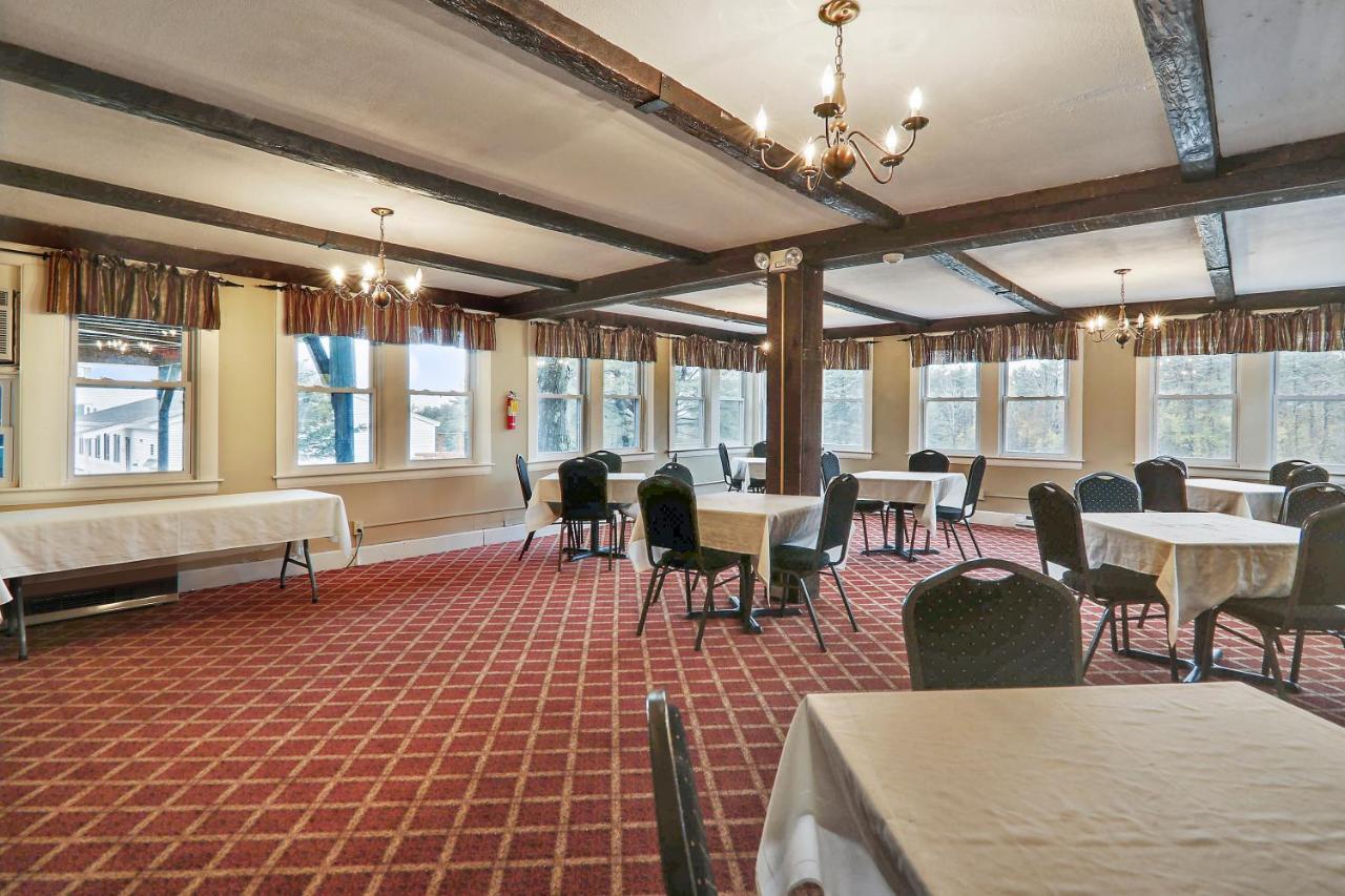 Windrifter Resort Wolfeboro Exterior photo