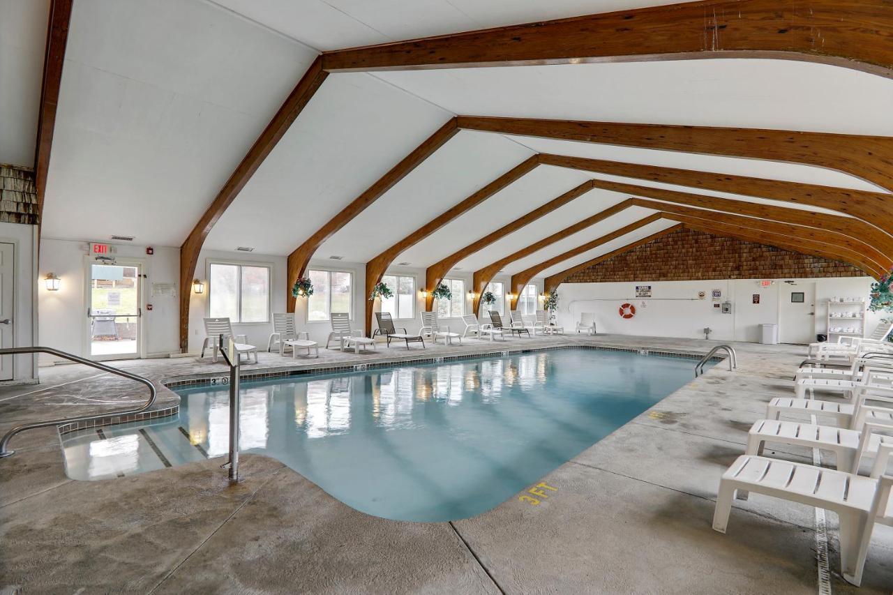Windrifter Resort Wolfeboro Exterior photo